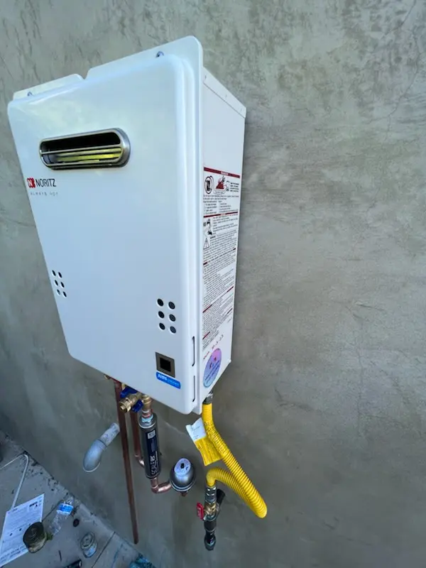 Tankless water heater installation for Kahaluu homes